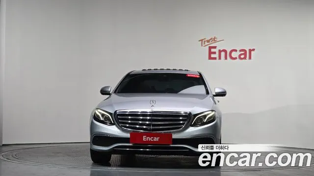 Mercedes-Benz E-Class 2018 — фото 3