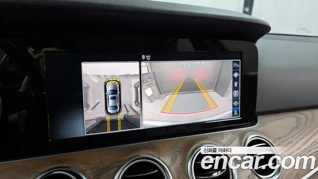 Mercedes-Benz E-Class 2018 — фото 15