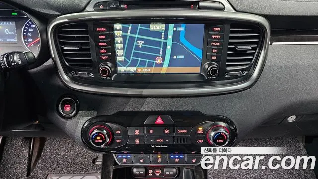 Kia Sorento 2015 — фото 14