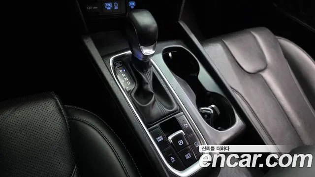Hyundai Santafe 2019 — фото 8