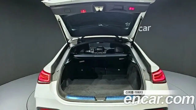Mercedes-Benz GLE-Class 2021 — фото 20