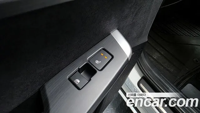 Kia EV6 2023 — фото 17