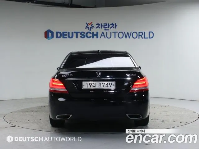 Hyundai Equus 2015 — фото 4
