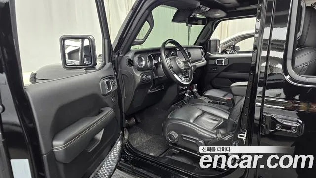 Jeep Wrangler 2022 — фото 10