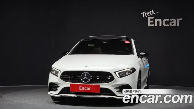 Mercedes-Benz A-Class 2022 — фото 3