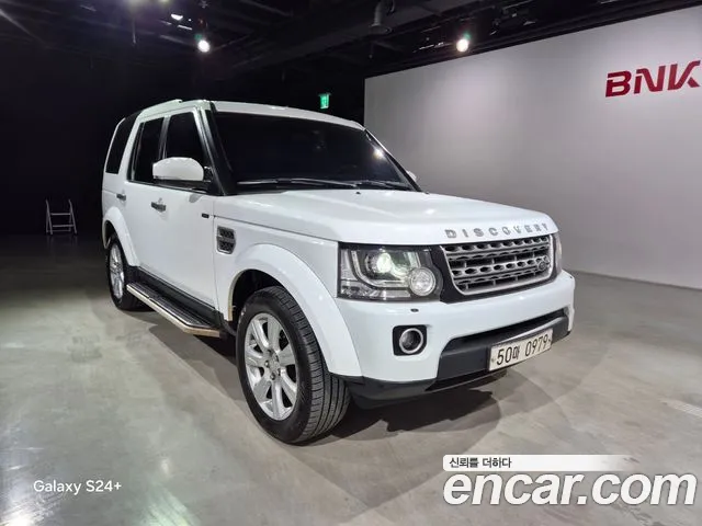 Land Rover Discovery 2016 — фото 3