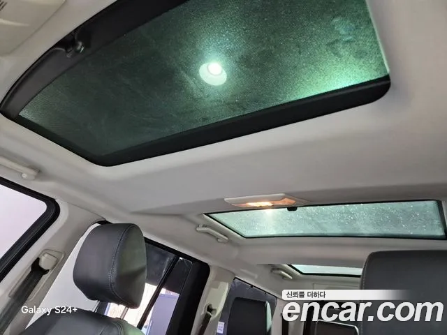 Land Rover Discovery 2016 — фото 13