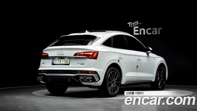 Audi Q5 2022 — фото 2