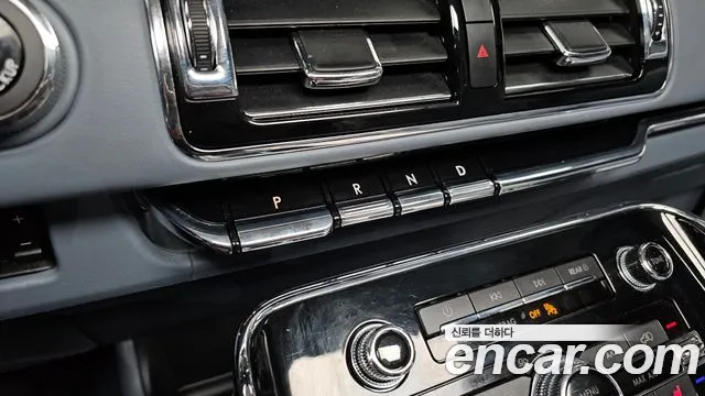 Lincoln Navigator 2018 — фото 9