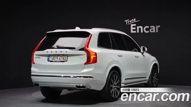 Volvo XC90 2021 — фото 2