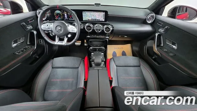 Mercedes-Benz A-Class 2023 — фото 7