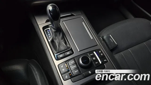 Hyundai Genesis 2016 — фото 9