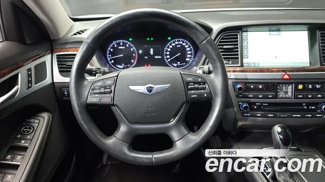 Hyundai Genesis 2016 — фото 13