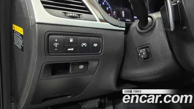 Hyundai Genesis 2016 — фото 17