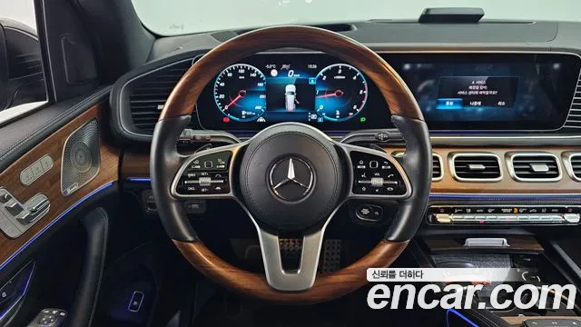 Mercedes-Benz GLS-Class 2021 — фото 13