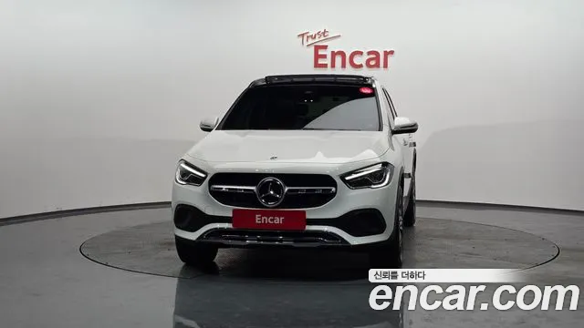 Mercedes-Benz GLA-Class 2021 — фото 3