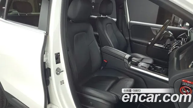 Mercedes-Benz GLA-Class 2021 — фото 10
