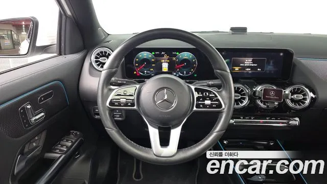 Mercedes-Benz GLA-Class 2021 — фото 13