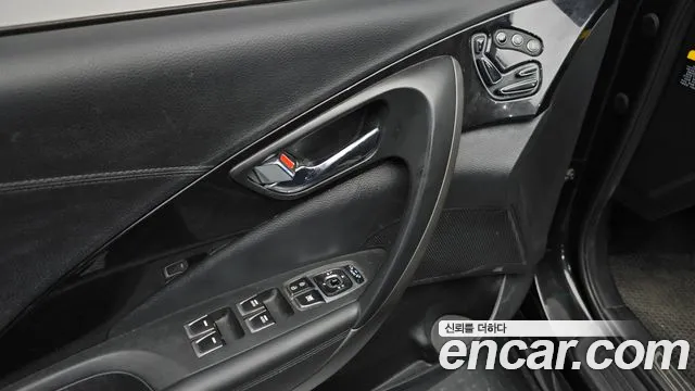 Hyundai Grandeur 2017 — фото 17