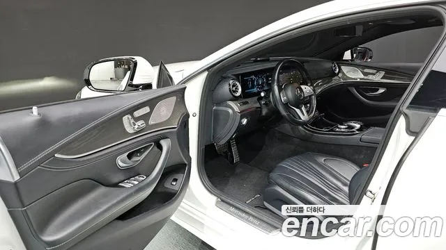 Mercedes-Benz CLS-Class 2019 — фото 10