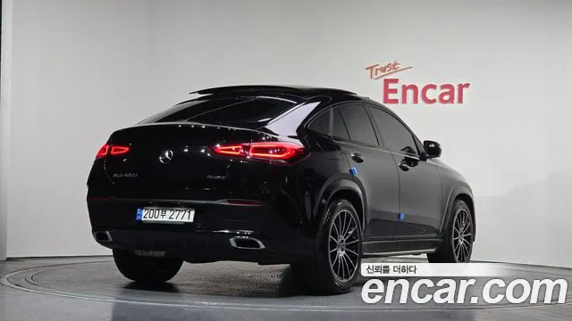 Mercedes-Benz GLE-Class 2022 — фото 2