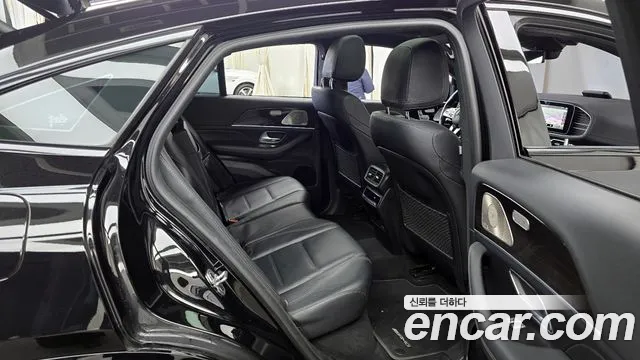Mercedes-Benz GLE-Class 2022 — фото 12