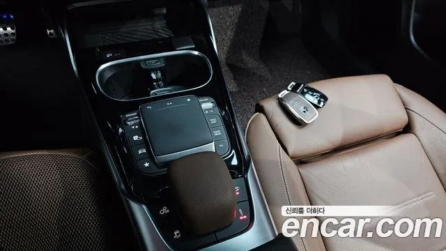 Mercedes-Benz CLA-Class 2023 — фото 18