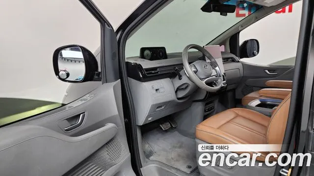Hyundai Staria 2022 — фото 10