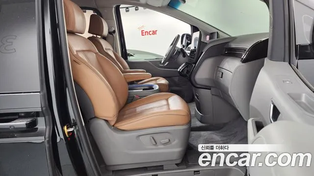 Hyundai Staria 2022 — фото 11