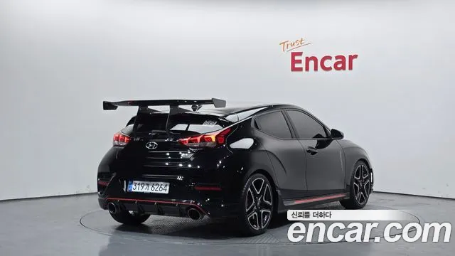Hyundai Veloster 2022 — фото 2