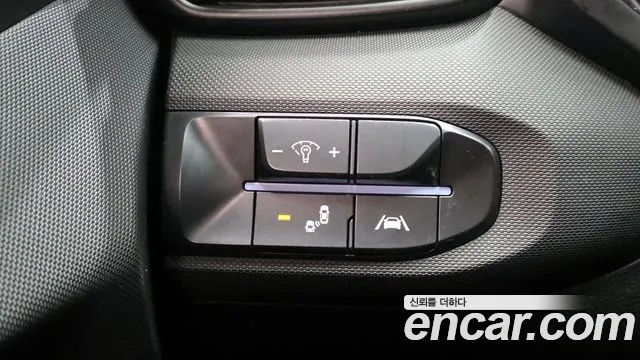 Hyundai Veloster 2022 — фото 17