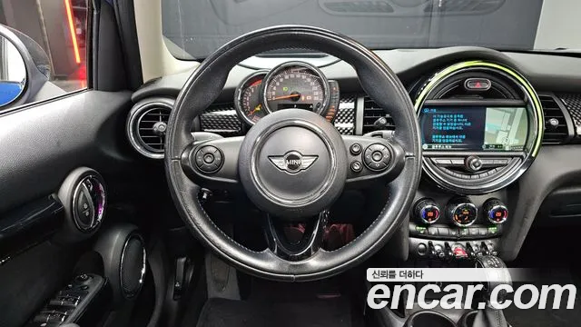 Mini Cooper 2017 — фото 14
