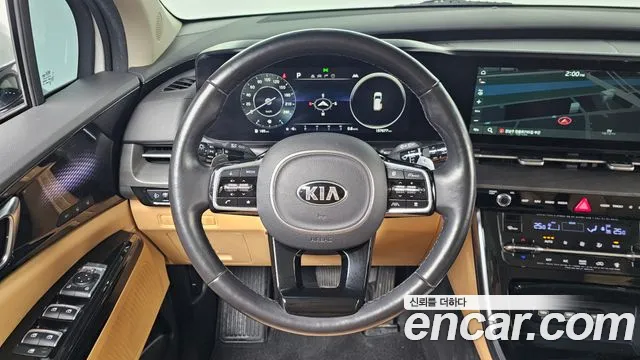 Kia Canival 2021 — фото 13