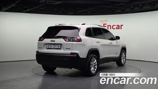 Jeep Cherokee 2019 — фото 2