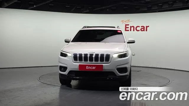 Jeep Cherokee 2019 — фото 3