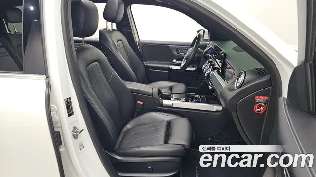 Mercedes-Benz GLB-Class 2020 — фото 11