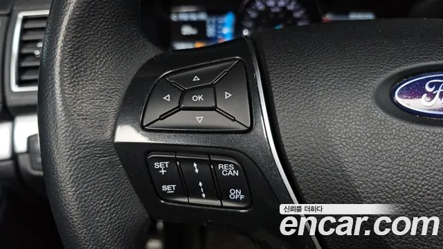 Ford Explorer 2019 — фото 19