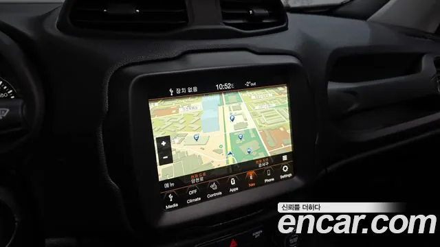 Jeep Renegade 2020 — фото 14