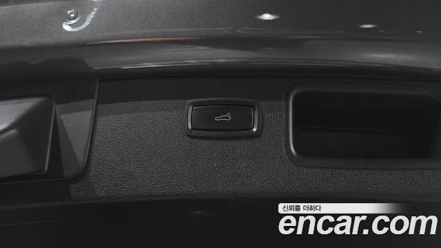 Porsche Macan 2015 — фото 20