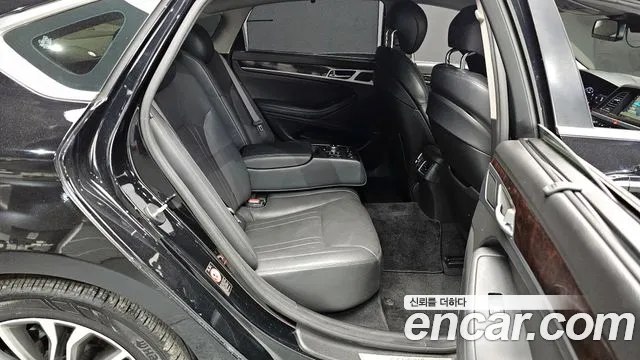 Hyundai Genesis 2014 — фото 12