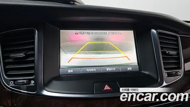 Hyundai Equus 2013 — фото 16
