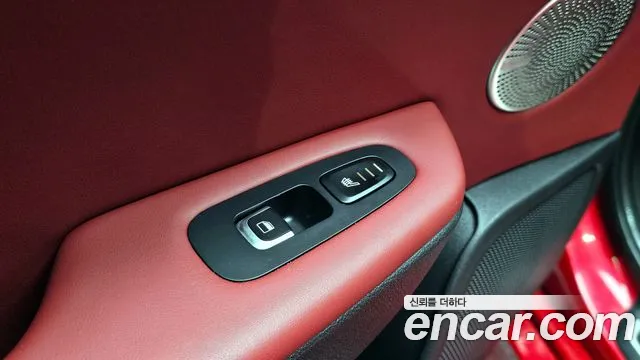 Kia Stinger 2019 — фото 17