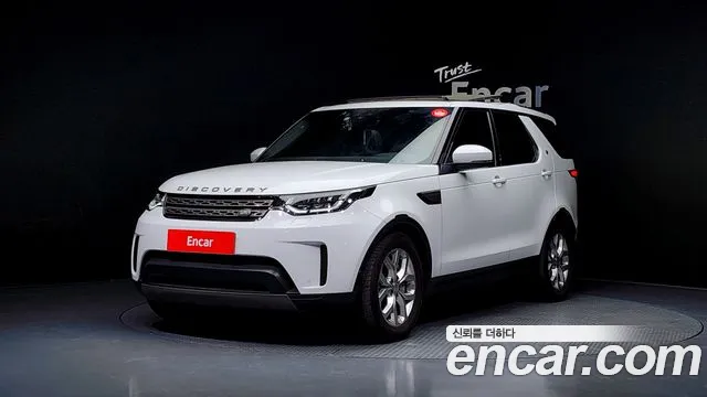 Land Rover Discovery 2019 — фото 1