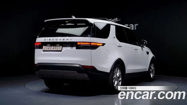 Land Rover Discovery 2019 — фото 2