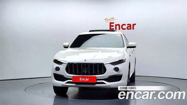 Maserati Levante 2022 — фото 3
