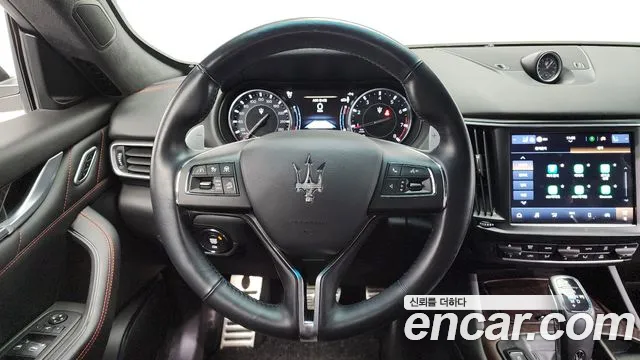Maserati Levante 2022 — фото 13