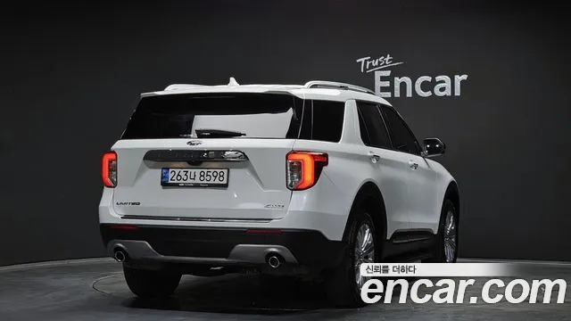 Ford Explorer 2021 — фото 2