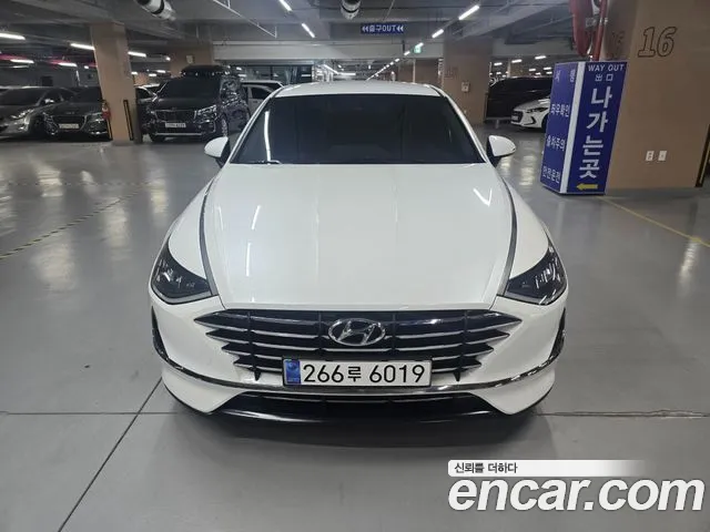 Hyundai Sonata 2021 — фото 1