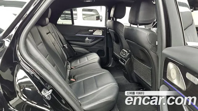 Mercedes-Benz GLE-Class 2023 — фото 12