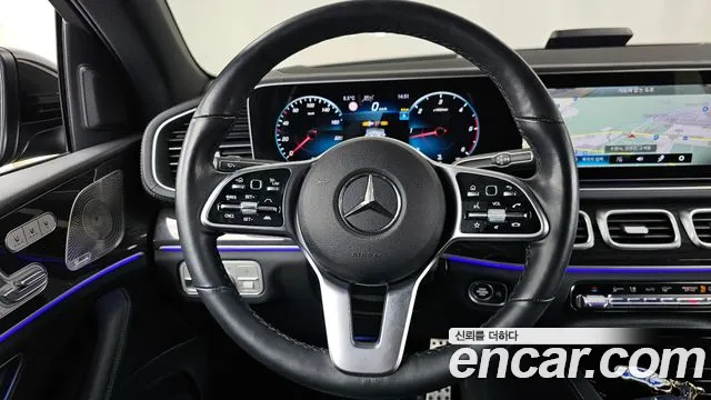 Mercedes-Benz GLE-Class 2023 — фото 13